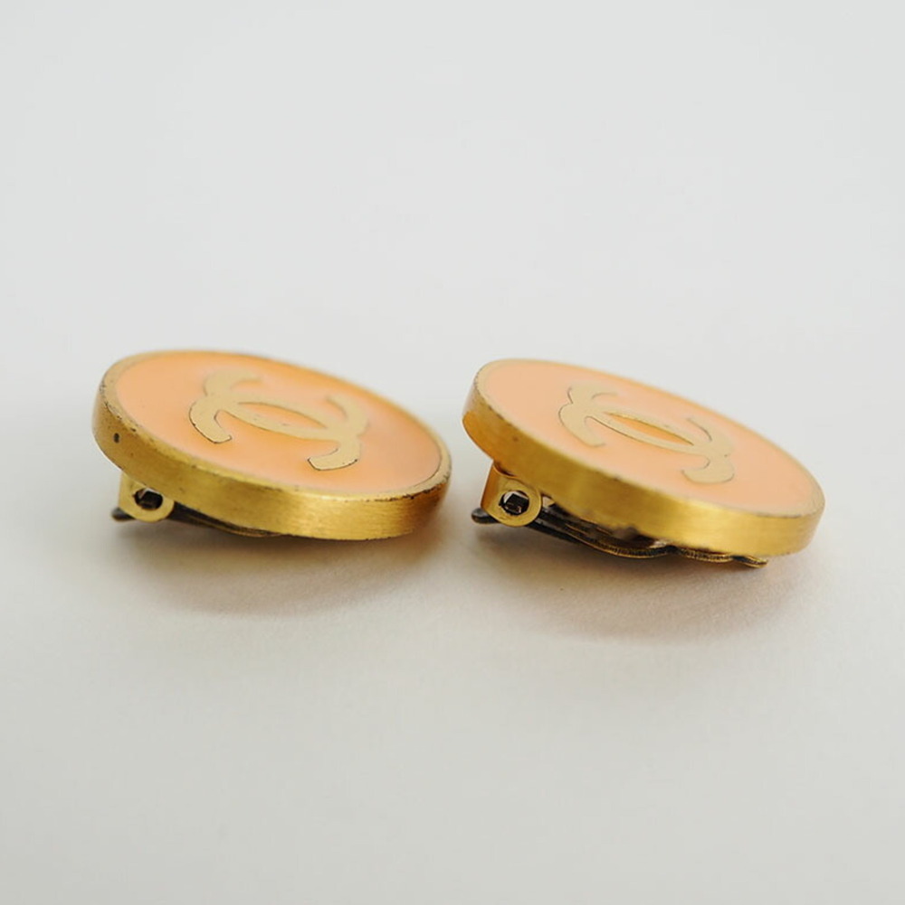 CHANEL Authentic Black Earrings - Picture 2 of 6